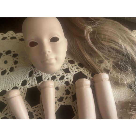 1997 Karlee Bisque Doll Parts - Picture 2 of 3